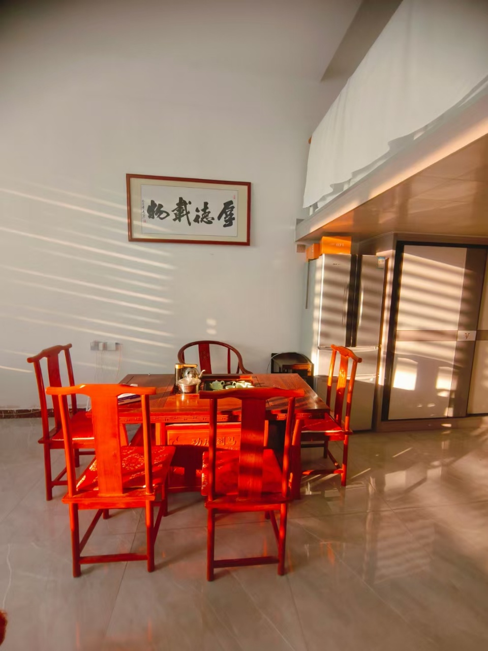 浙商城復(fù)式公寓西向單層55平精裝拎包入住1100元/月